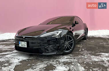 Лифтбек Tesla Model S 2022 в Киеве