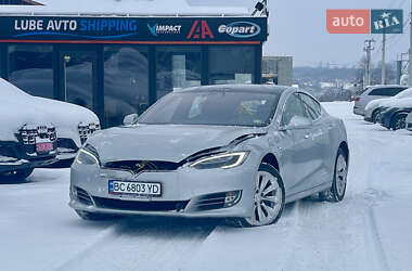 Лифтбек Tesla Model S 2018 в Львове