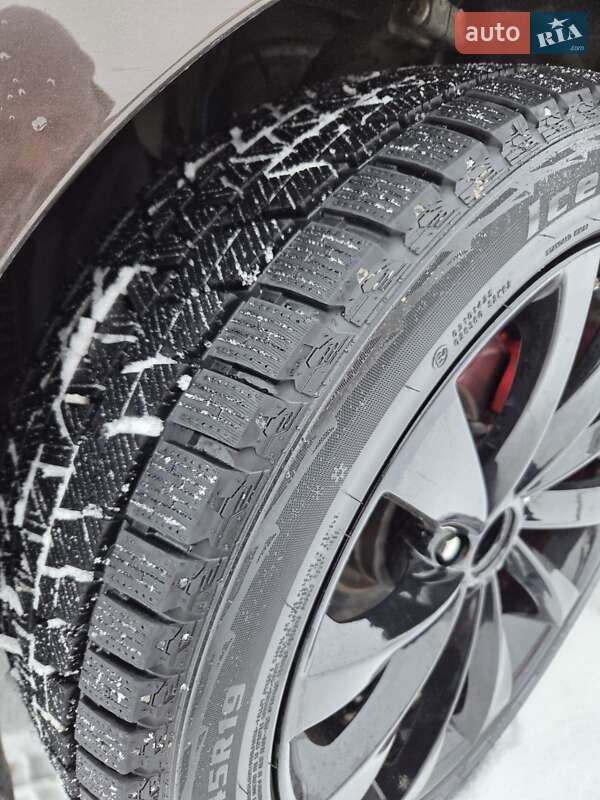 Лифтбек Tesla Model S 2014 в Теребовле фото 20 Лифтбек Tesla Model S 2014 в Теребовле