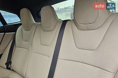 Лифтбек Tesla Model S 2019 в Харькове