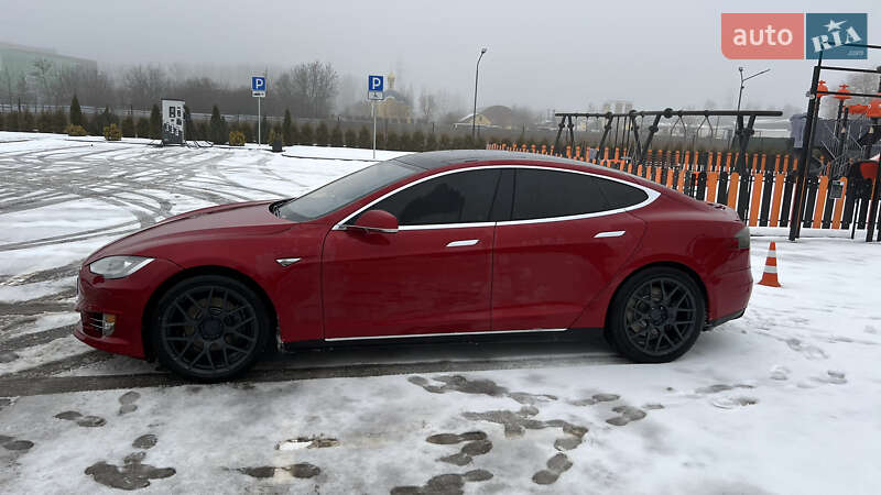 Лифтбек Tesla Model S 2014 в Виннице фото 14 Лифтбек Tesla Model S 2014 в Виннице