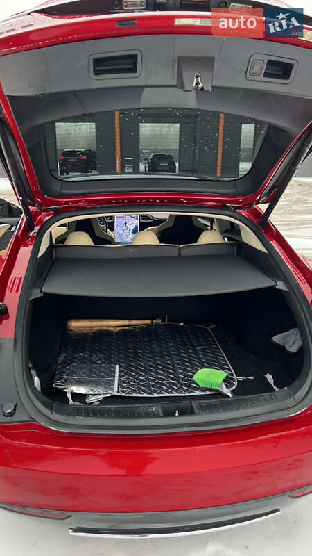 Лифтбек Tesla Model S 2014 в Виннице фото 26 Лифтбек Tesla Model S 2014 в Виннице