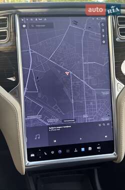 Лифтбек Tesla Model S 2014 в Киеве