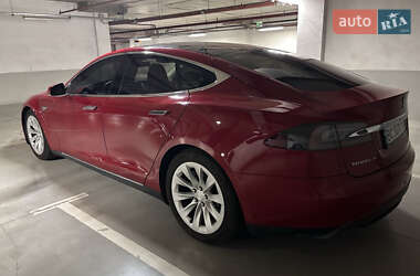 Лифтбек Tesla Model S 2016 в Львове фото 12 Лифтбек Tesla Model S 2016 в Львове