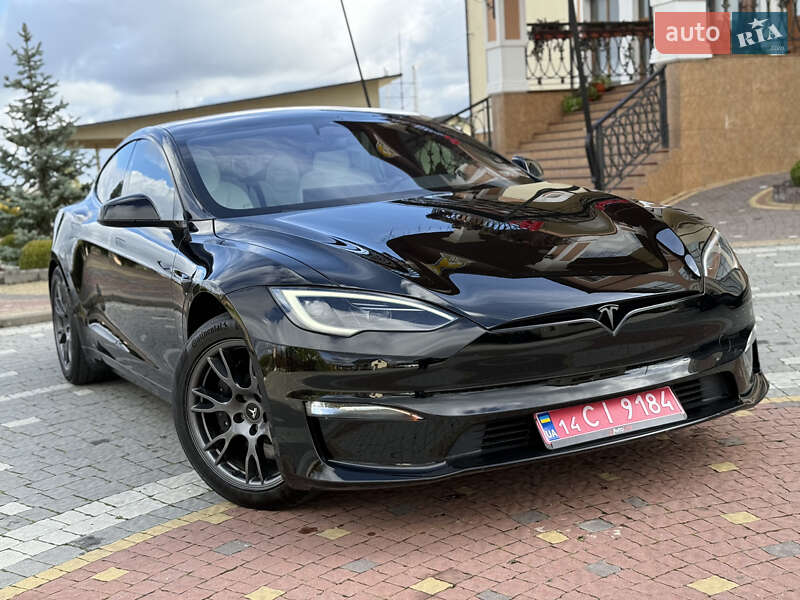 Лифтбек Tesla Model S 2024 в Дрогобыче
