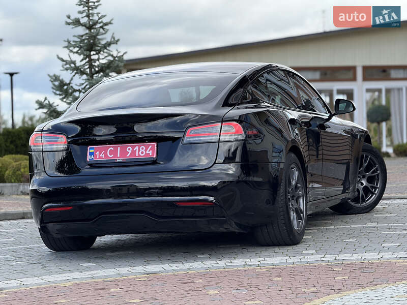Лифтбек Tesla Model S 2024 в Дрогобыче