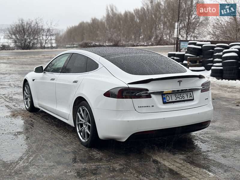 Ліфтбек Tesla Model S 2016 в Бучі фото 16 Ліфтбек Tesla Model S 2016 в Бучі