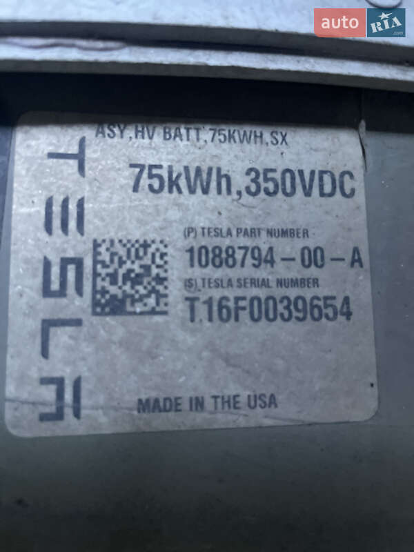 Ліфтбек Tesla Model S 2016 в Львові фото 2 Ліфтбек Tesla Model S 2016 в Львові