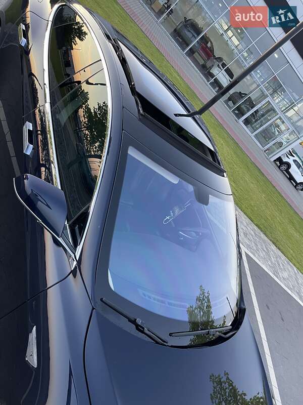 Лифтбек Tesla Model S 2013 в Мукачево