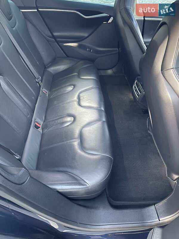 Лифтбек Tesla Model S 2013 в Мукачево