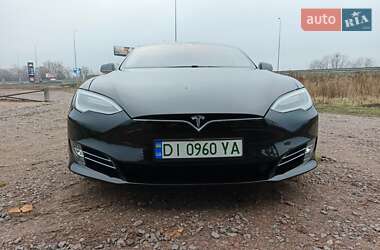 Лифтбек Tesla Model S 2021 в Киеве