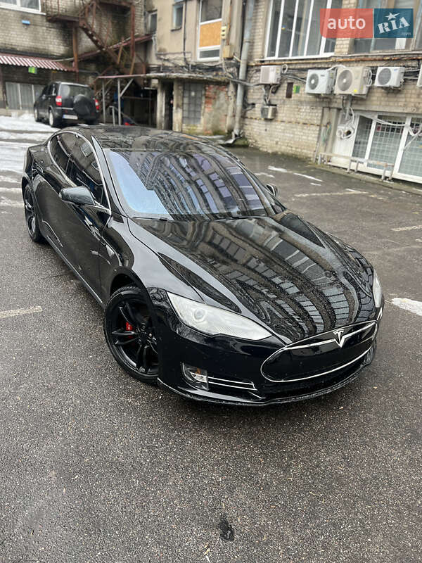 Лифтбек Tesla Model S 2014 в Харькове