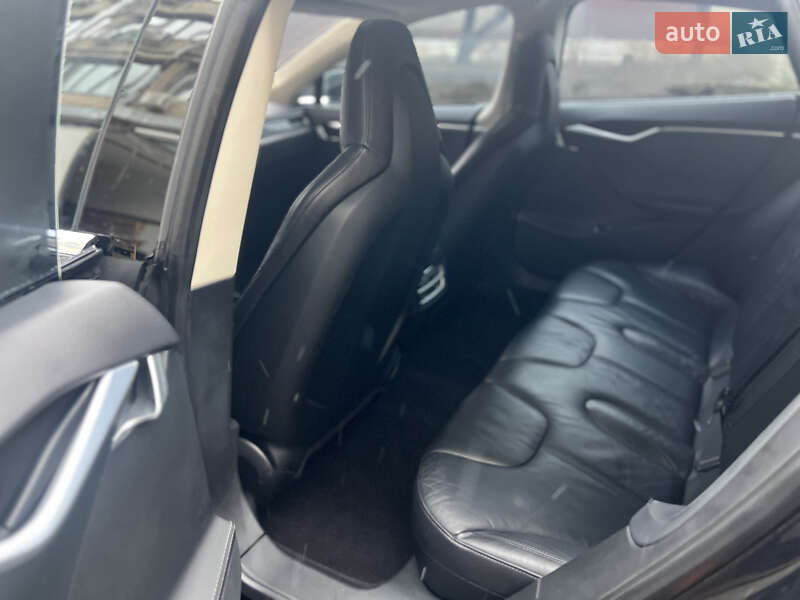 Лифтбек Tesla Model S 2014 в Харькове
