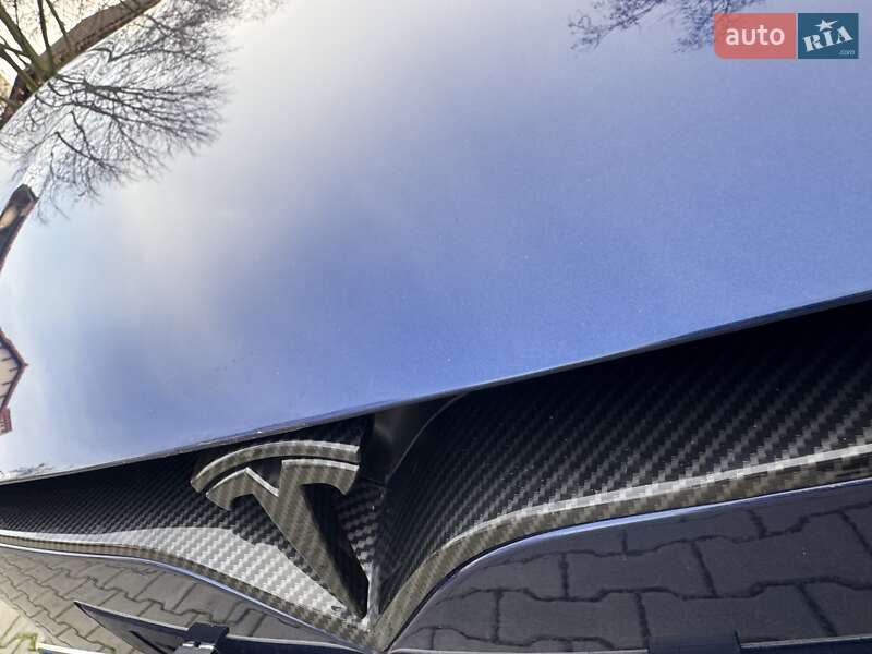 Лифтбек Tesla Model S 2021 в Одессе