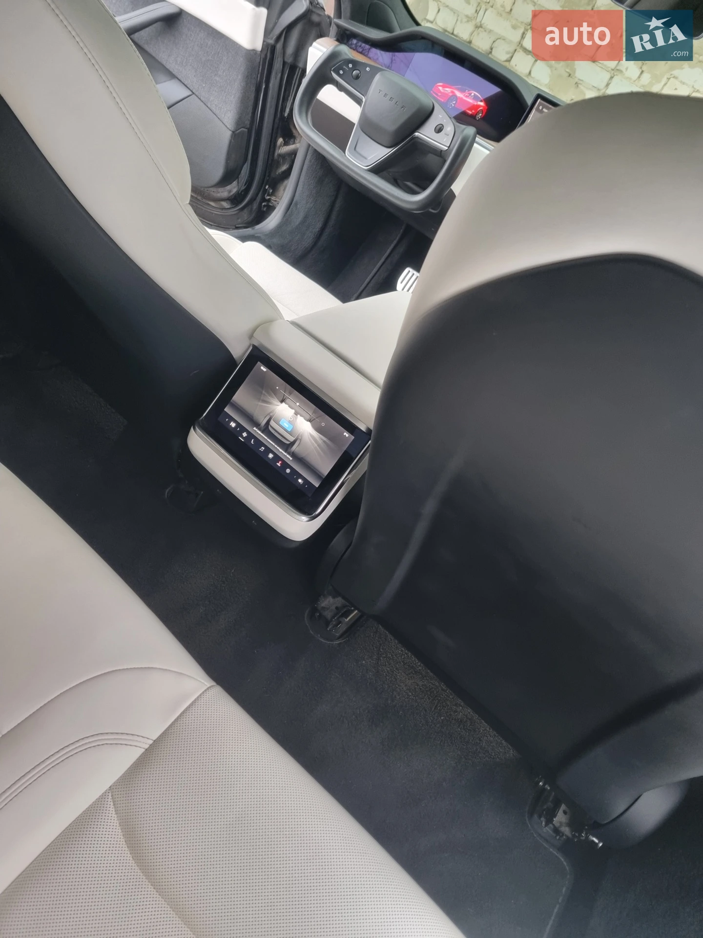 2022 Tesla Model S - мініатюра 8
