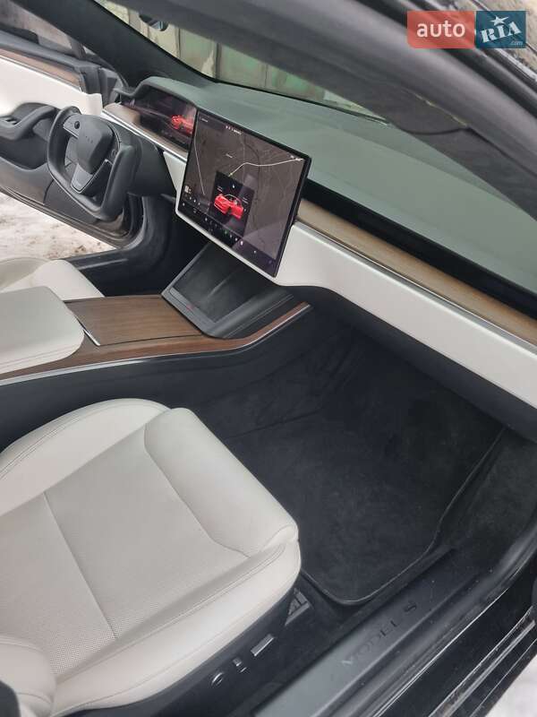 Ліфтбек Tesla Model S 2022 в Харкові