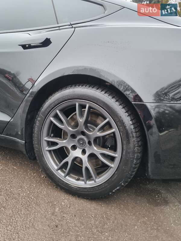 Лифтбек Tesla Model S 2022 в Харькове