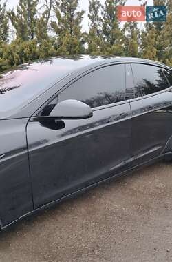 Ліфтбек Tesla Model S 2022 в Харкові