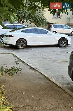 Ліфтбек Tesla Model S 2016 в Харкові