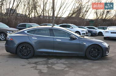 Лифтбек Tesla Model S 2015 в Луцке