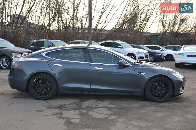 Лифтбек Tesla Model S 2012 в Луцке