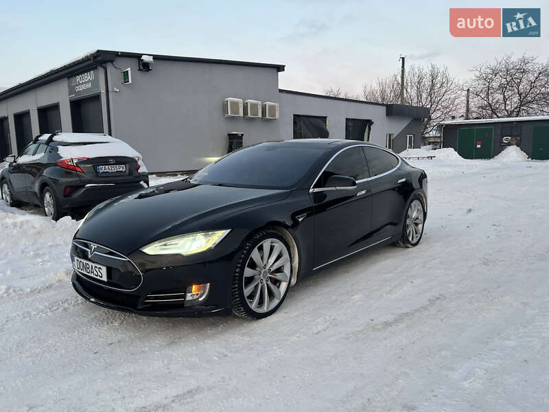 Лифтбек Tesla Model S 2013 в Киеве