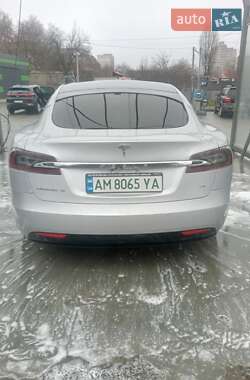 Ліфтбек Tesla Model S 2017 в Житомирі
