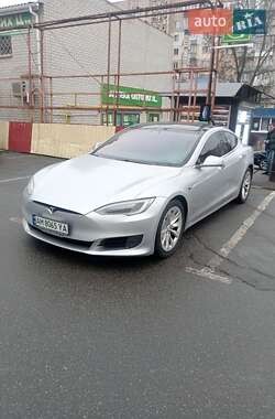 Ліфтбек Tesla Model S 2017 в Житомирі