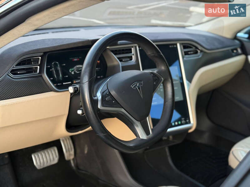 Лифтбек Tesla Model S 2014 в Одессе