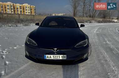 Лифтбек Tesla Model S 2018 в Софиевской Борщаговке