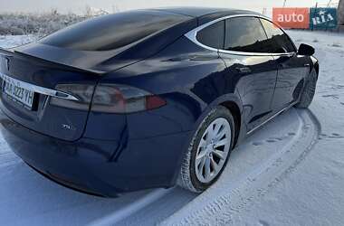 Лифтбек Tesla Model S 2018 в Софиевской Борщаговке