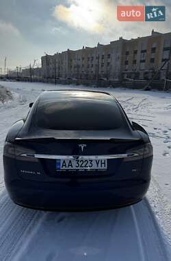 Лифтбек Tesla Model S 2018 в Софиевской Борщаговке