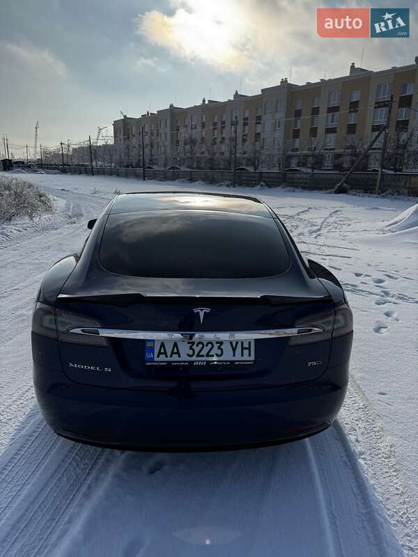 Лифтбек Tesla Model S 2018 в Софиевской Борщаговке