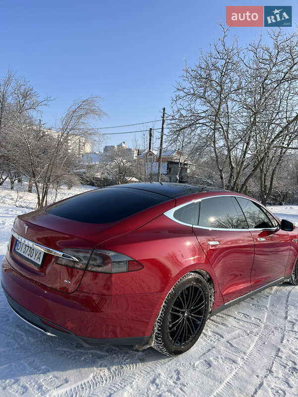 Лифтбек Tesla Model S 2015 в Белой Церкви фото 16 Лифтбек Tesla Model S 2015 в Белой Церкви