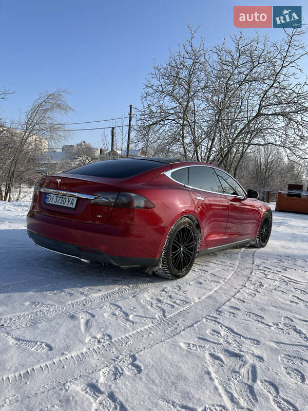 Лифтбек Tesla Model S 2015 в Белой Церкви фото 6 Лифтбек Tesla Model S 2015 в Белой Церкви