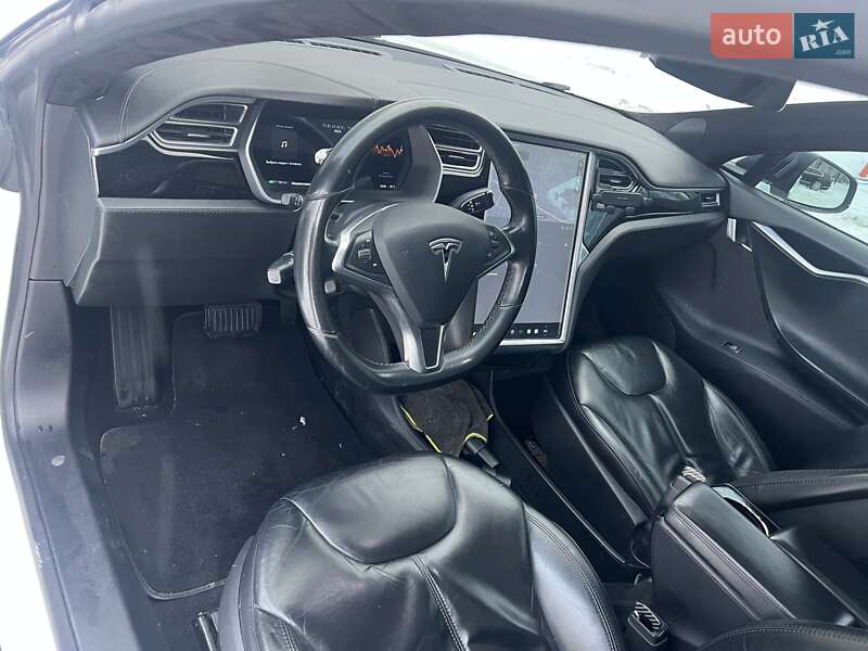 Лифтбек Tesla Model S 2014 в Киеве