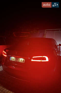 Лифтбек Tesla Model S 2013 в Одессе