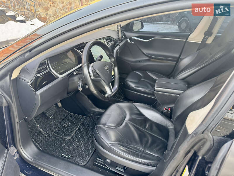 Лифтбек Tesla Model S 2014 в Ивано-Франковске