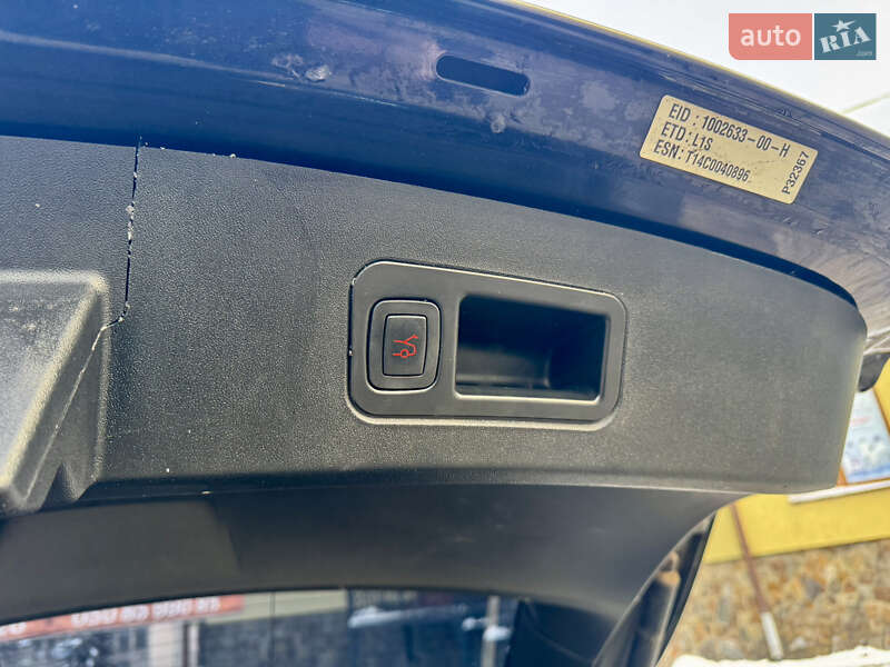 Лифтбек Tesla Model S 2014 в Ивано-Франковске