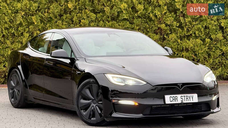 Лифтбек Tesla Model S 2023 в Стрые