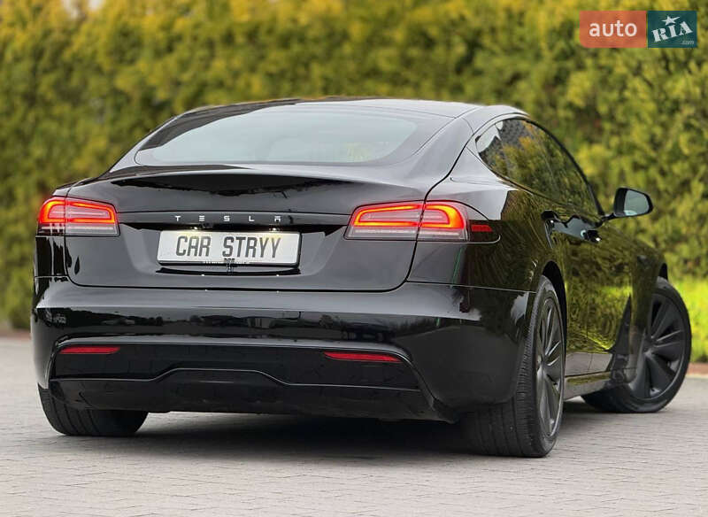 Лифтбек Tesla Model S 2023 в Стрые