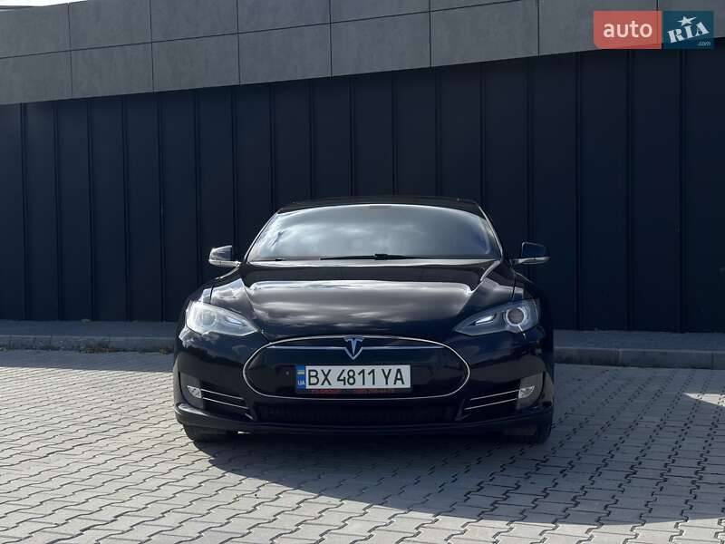 Лифтбек Tesla Model S 2013 в Каменец-Подольском