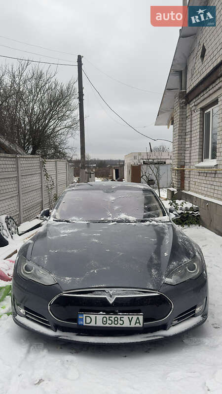 Лифтбек Tesla Model S 2014 в Житомире