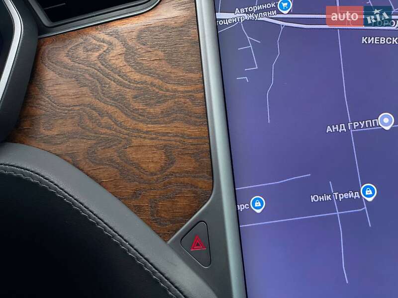 Лифтбек Tesla Model S 2019 в Киеве фото 33 Лифтбек Tesla Model S 2019 в Киеве