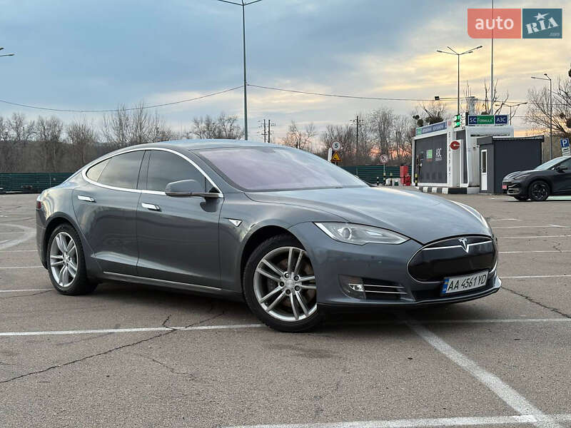 Ліфтбек Tesla Model S 2013 в Києві фото 2 Ліфтбек Tesla Model S 2013 в Києві