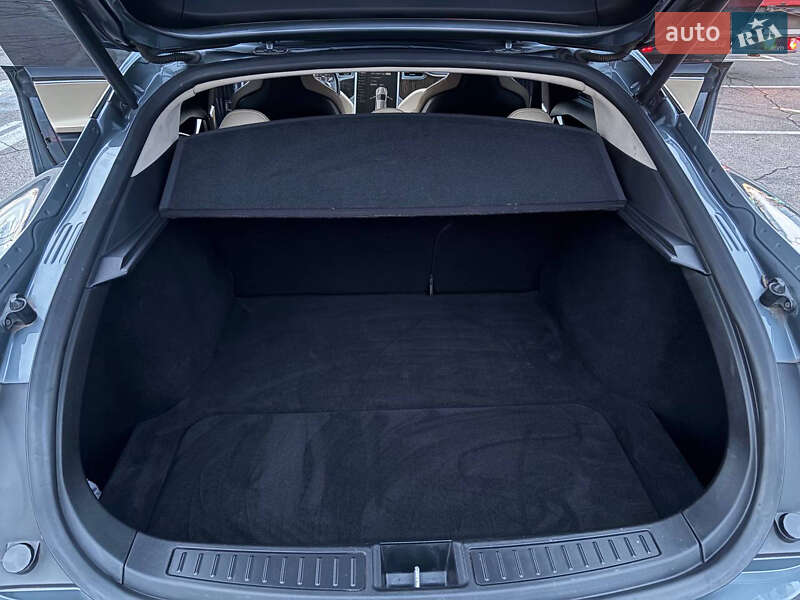 Ліфтбек Tesla Model S 2013 в Києві фото 24 Ліфтбек Tesla Model S 2013 в Києві