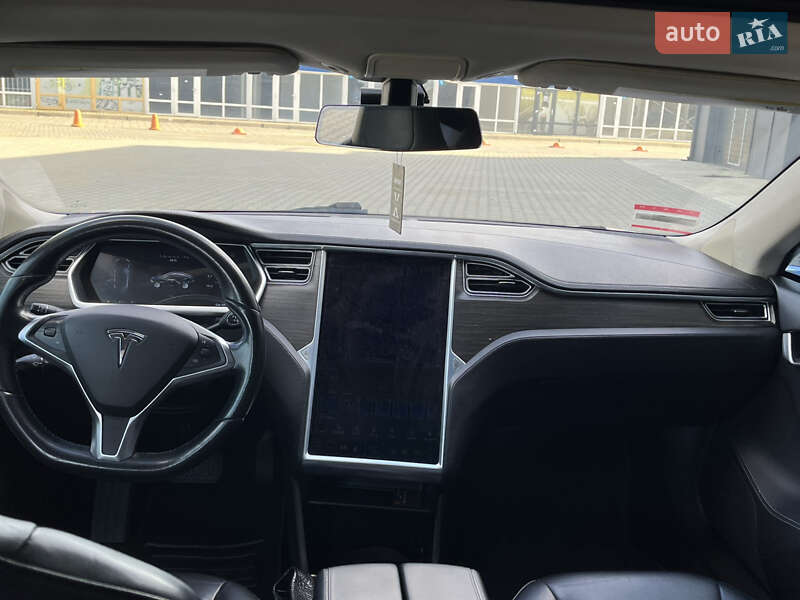Лифтбек Tesla Model S 2014 в Одессе фото 14 Лифтбек Tesla Model S 2014 в Одессе