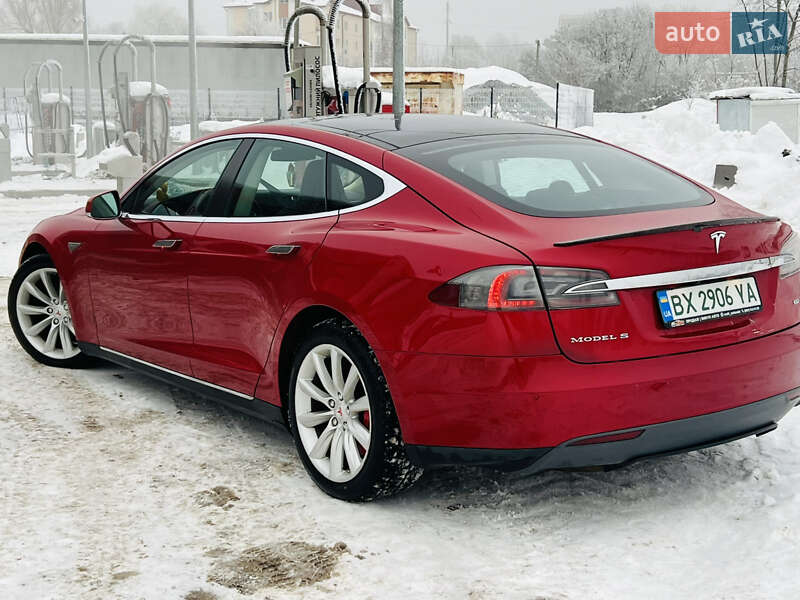 Ліфтбек Tesla Model S 2013 в Тернополі фото 18 Ліфтбек Tesla Model S 2013 в Тернополі