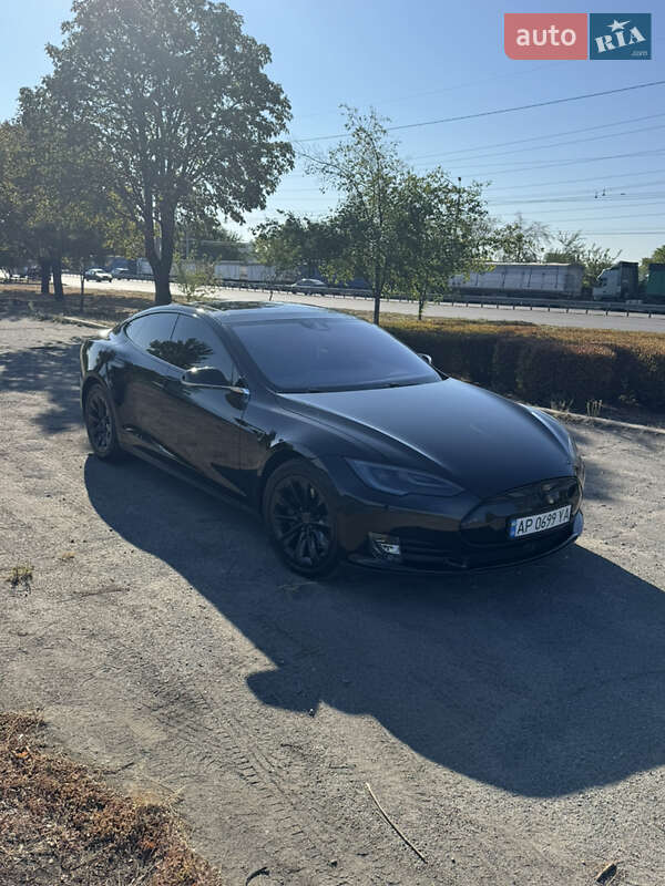 Лифтбек Tesla Model S 2016 в Днепре фото 6 Лифтбек Tesla Model S 2016 в Днепре