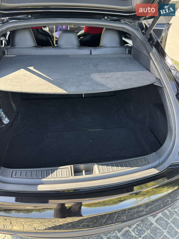 Лифтбек Tesla Model S 2016 в Днепре фото 9 Лифтбек Tesla Model S 2016 в Днепре